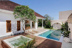 Jacuzzi villa - 3BR - Echo beach - walking distance